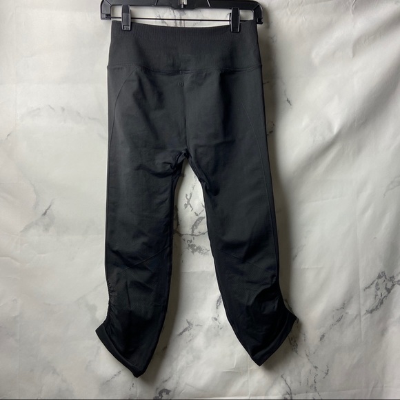 Lululemon Ebb To Street Crop 21" - Picture 2 of 8